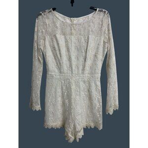 NWOT BB Dakota 4 Crochet Floral Lace Cottagecore Romper Cream Feminine Boho